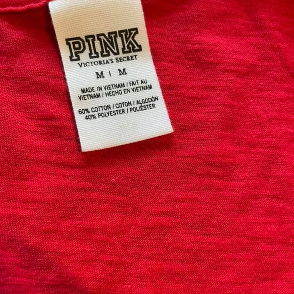 PINK VS Nation Elfie V-neck tee red M - Picture 3 of 3
